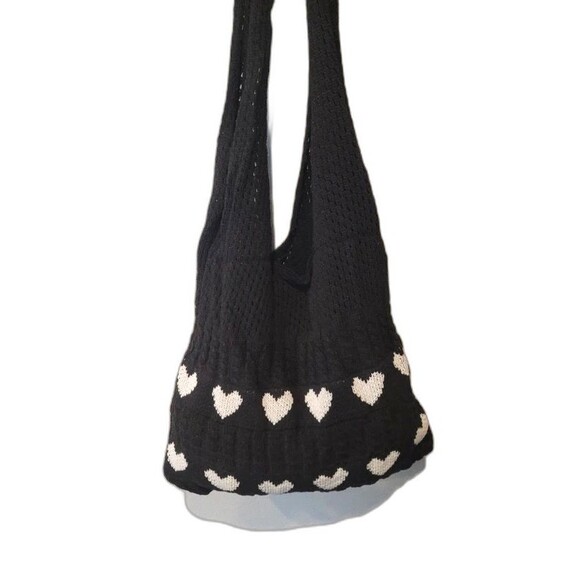 None Handbags - Knit heart black and white shoulder bag